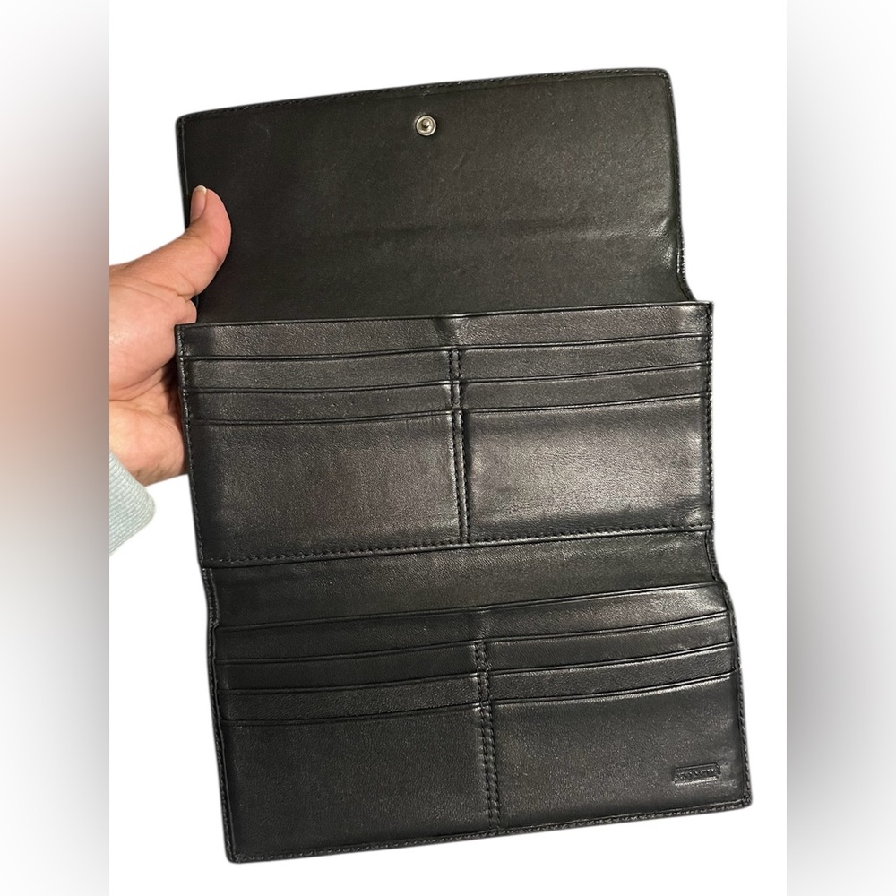 Coach Signature Trifold Leather
Trim Full Size Wallet Black vintage - Picture 6 of 9